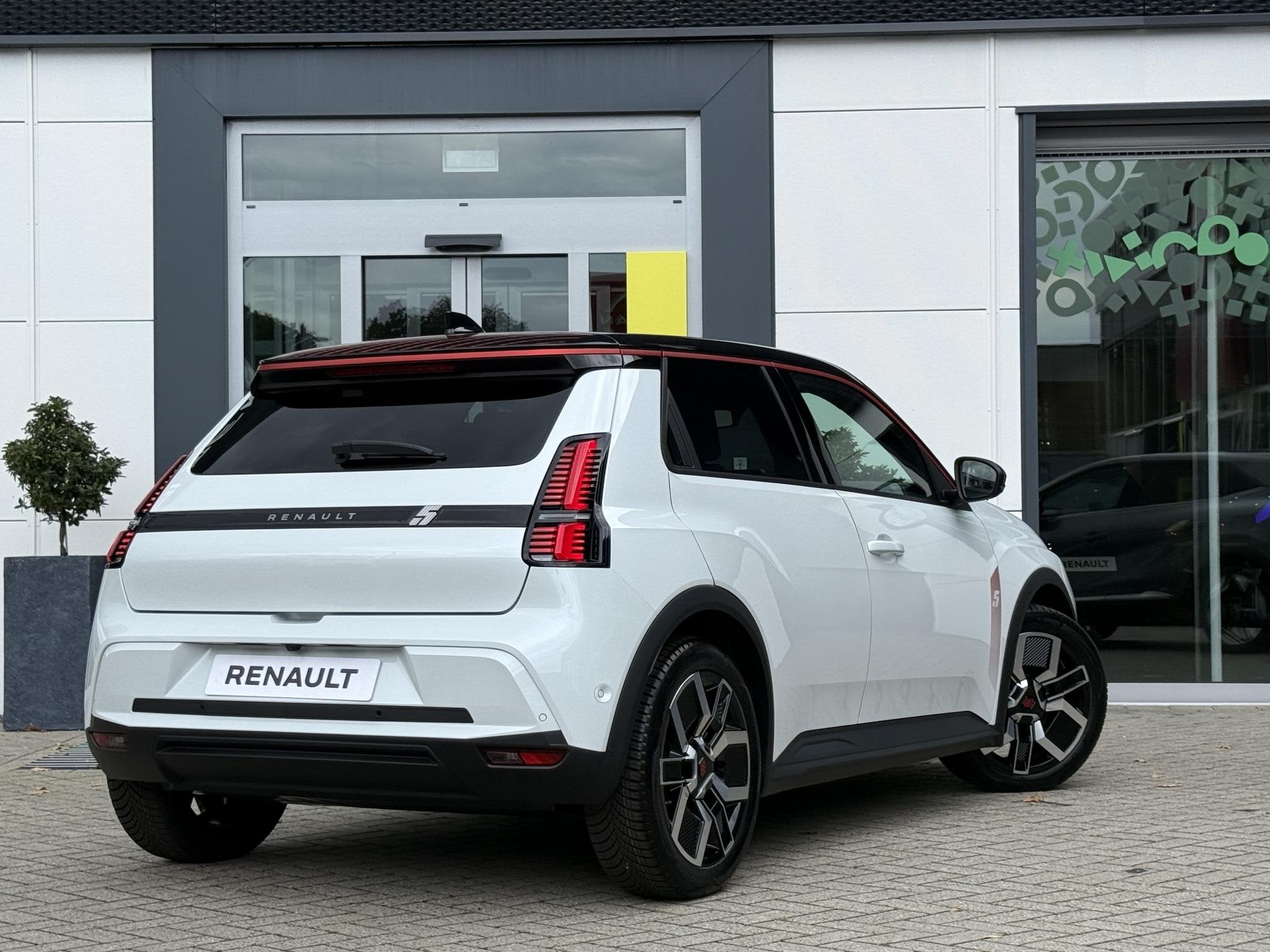Renault 5 Comfort Range Techno 52 kWh | Pack Winter | Harman, Auto's, Stof, 1429 kg, Huisgarantie, Wit