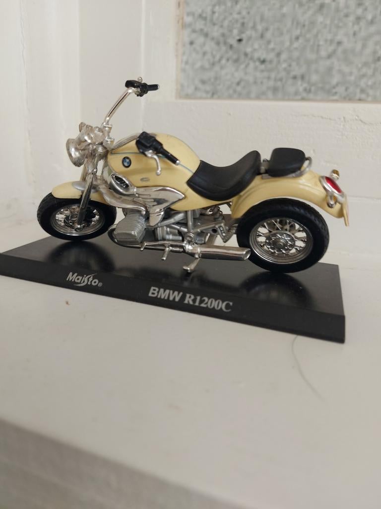 Maisto BMW R 1200 C modelmotor - Gedetailleerd schaalmodel, Hobby en Vrije tijd, Modelauto's | Overige schalen, Ophalen of Verzenden