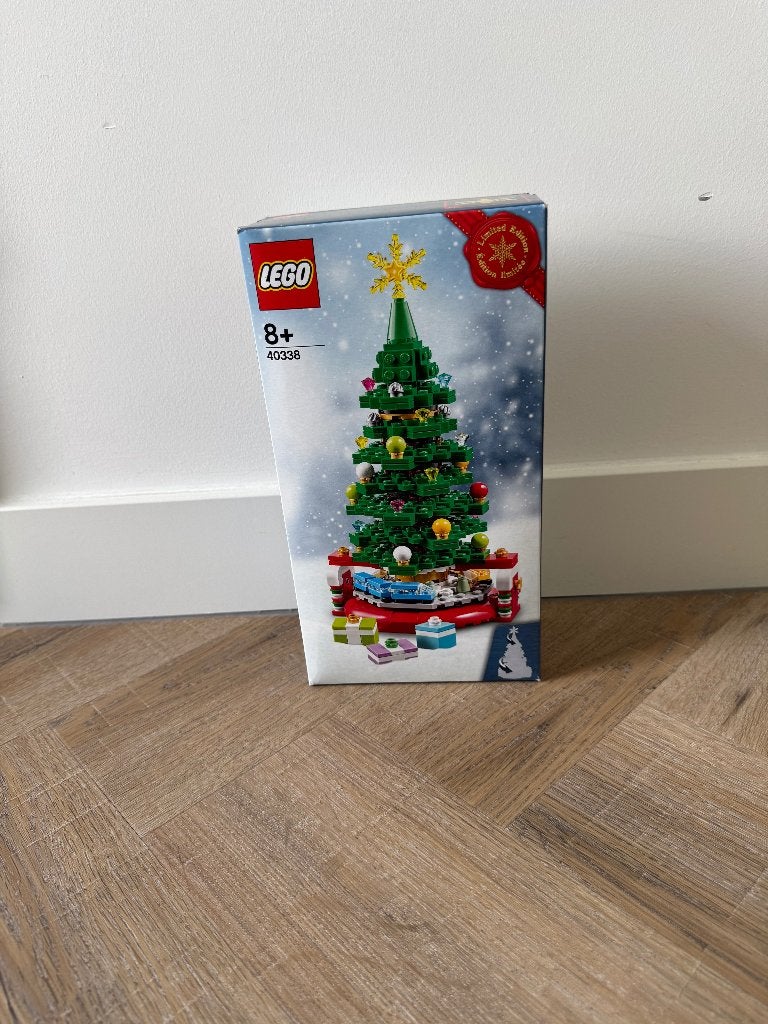 New sealed Lego Kerstboom set 40338 limited edition christma, Inclusief accessoires, Overige thema's, Lego, Nieuw