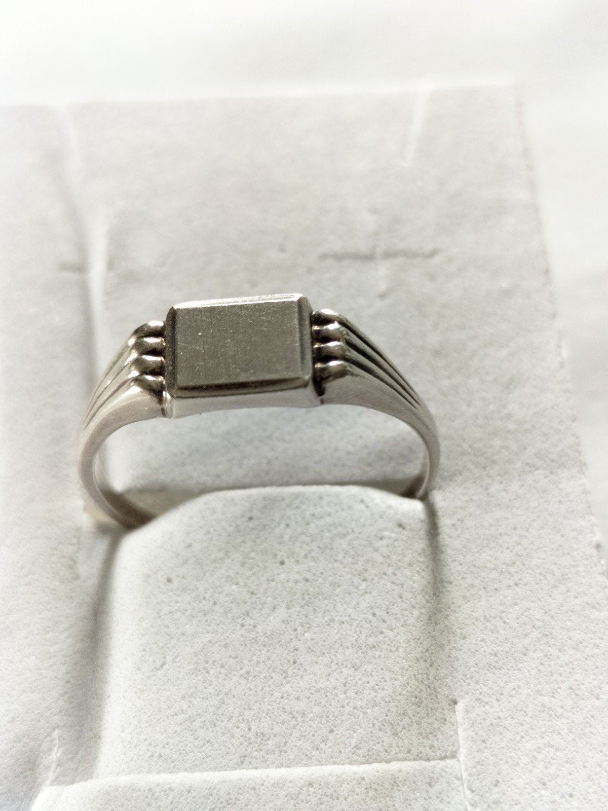 Prachtige antieke zilveren zegelring, ongeschreven, 20 of groter, Verzenden, Zo goed als nieuw, Zilver