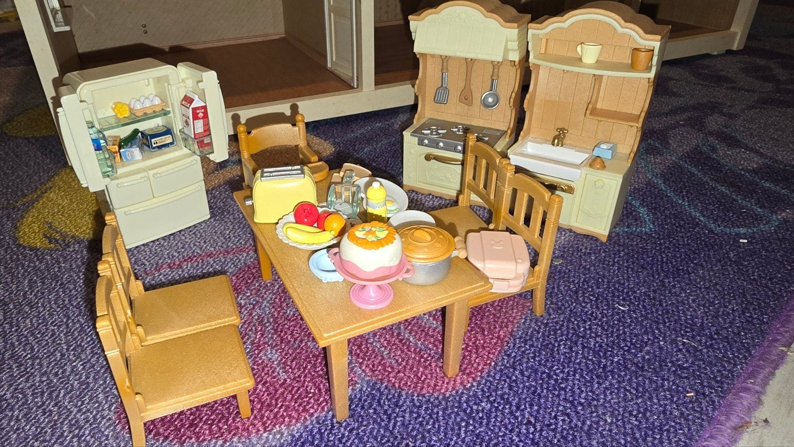 Sylvanian families keuken met eethoek, Verzamelen, Ophalen of Verzenden, Zo goed als nieuw, Poppenhuis