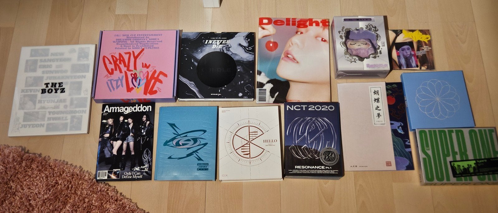 Diverse kpop albums cd photocards, Verzenden, Zo goed als nieuw, K-pop