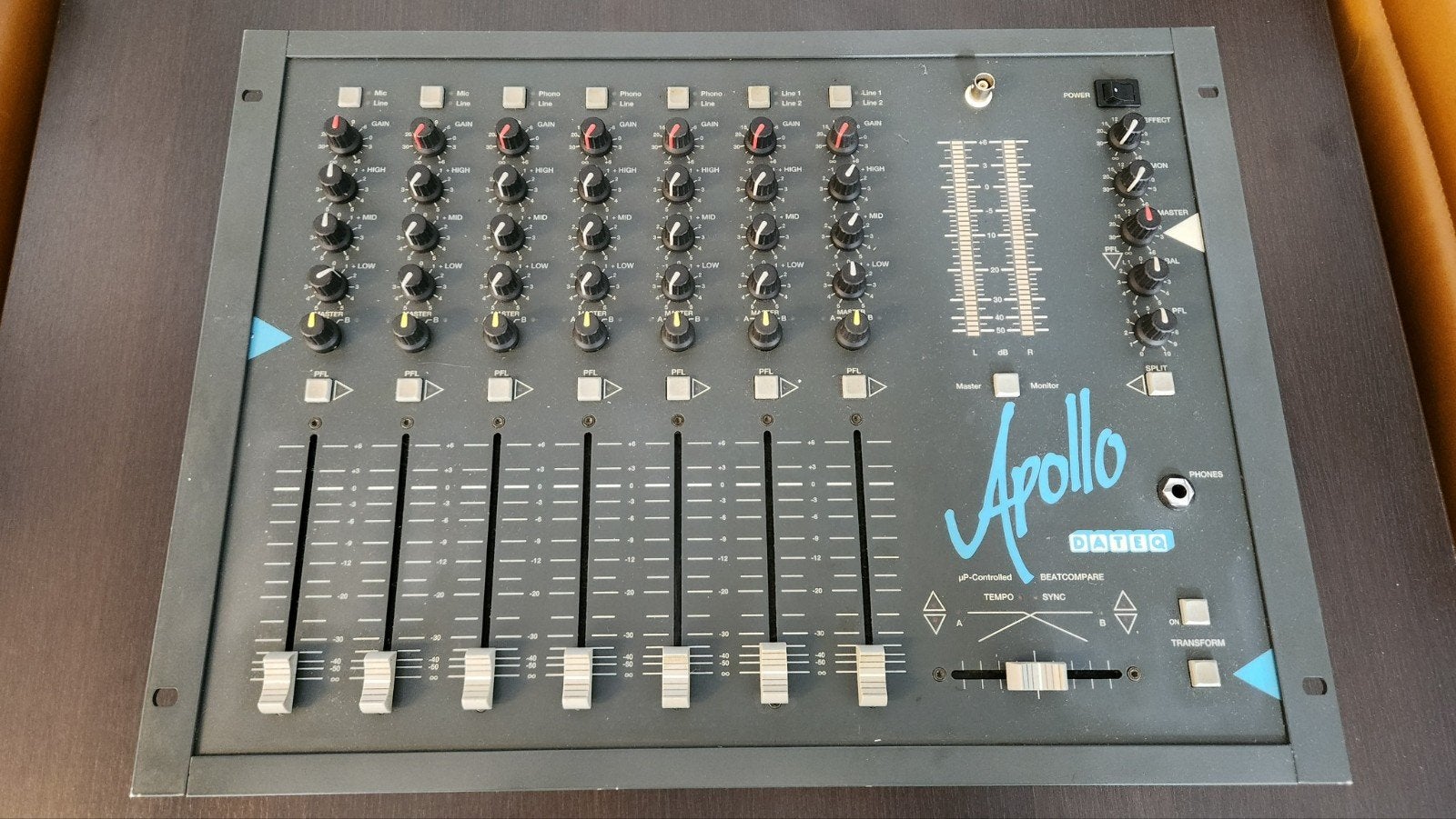 Apollo Dateq mengpaneel - Professionele DJ Mixer, Muziek en Instrumenten, Mengpanelen, Ophalen, Gebruikt, 5 tot 10 kanalen, Microfooningang