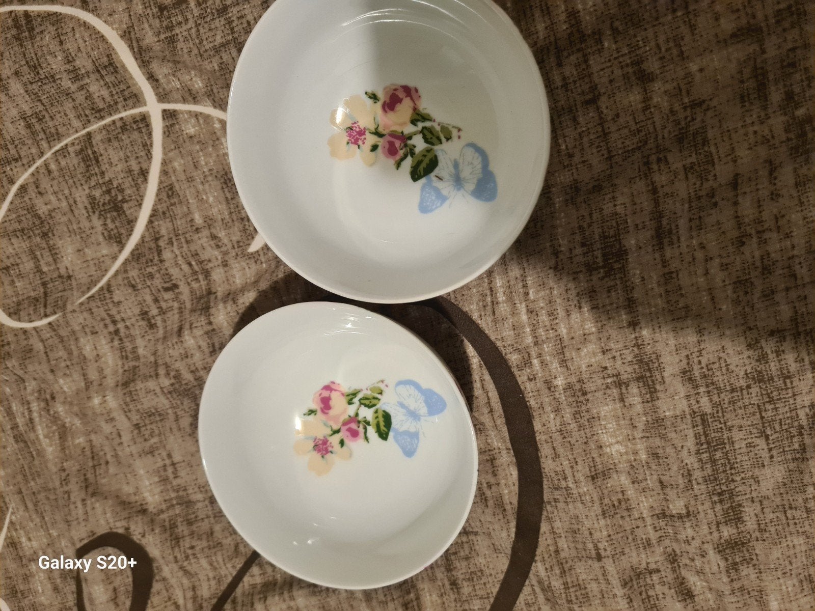 Accessoritze Home schalen en borden met bloemen en vlinders, Huis en Inrichting, Keuken | Servies, Ophalen of Verzenden