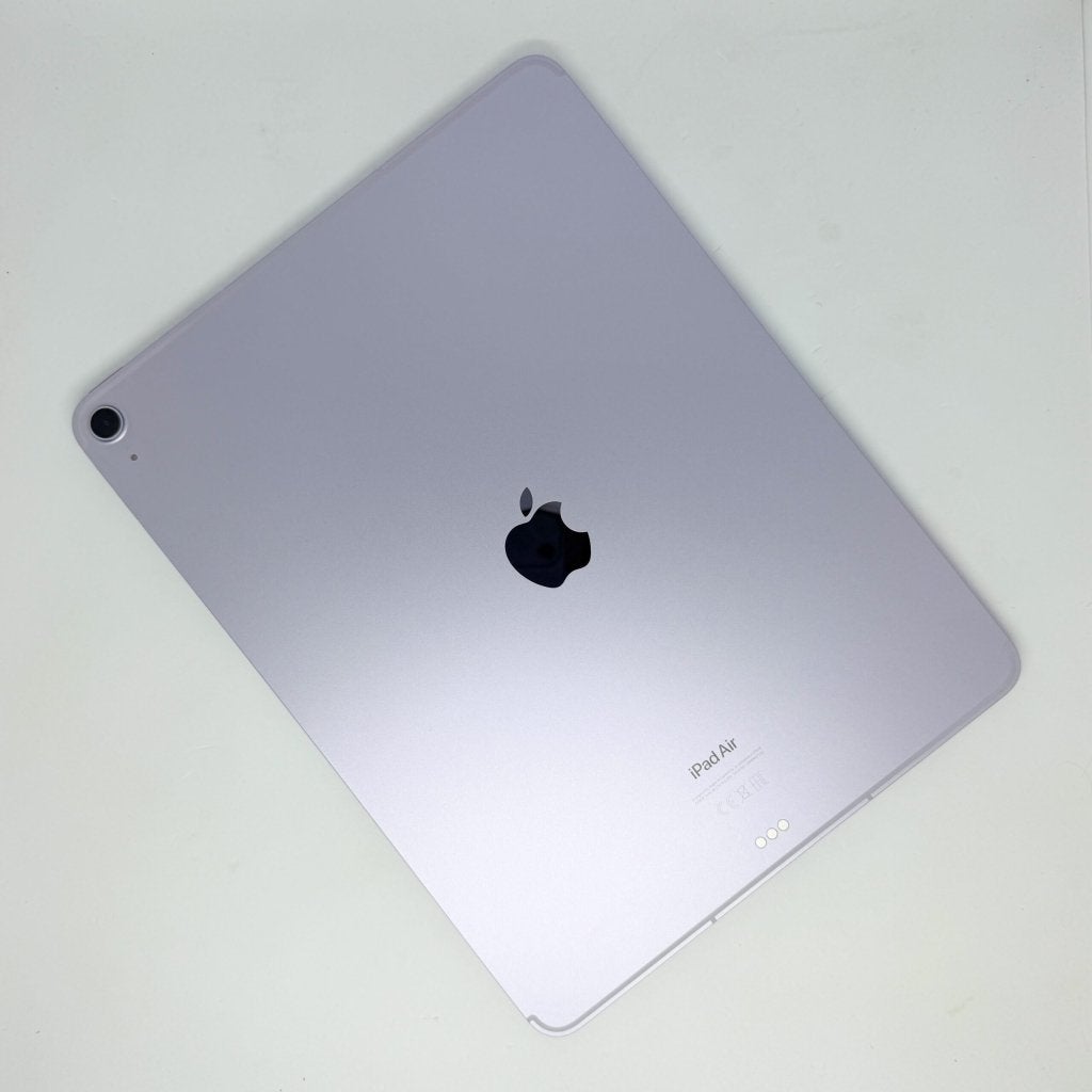 iPad Air 13 inch M2 5G 1TB paars /krasvrij /100% batt /garan
