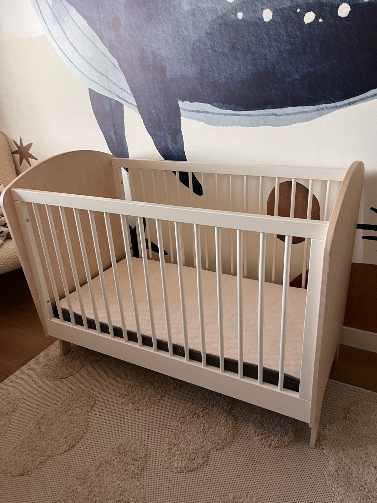 Mooi houten ledikant met verstelbare hoogte, Kinderen en Baby's, Babywiegjes en Ledikanten, Ophalen, Gebruikt, Ledikant