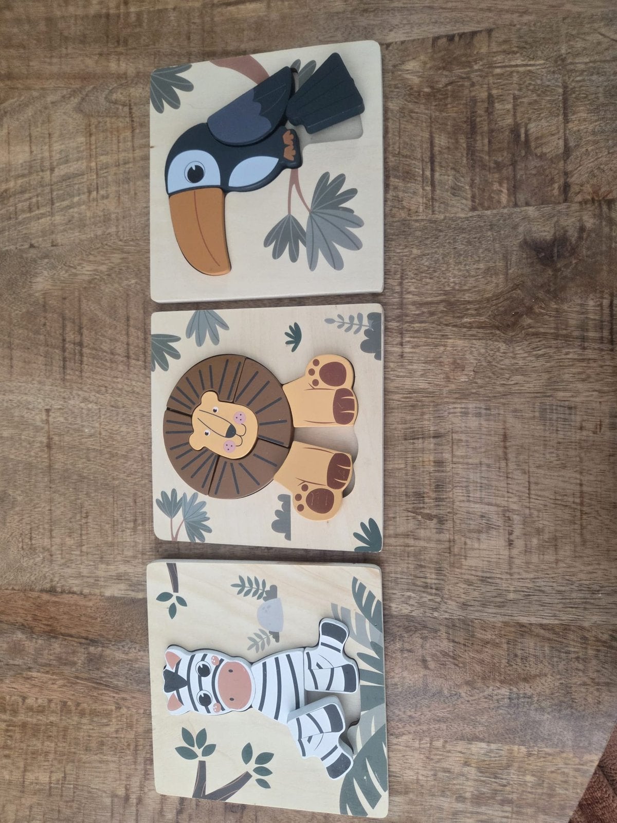 Houten Dieren Puzzels: Toekan, Leeuw, Zebra, 2 tot 4 jaar, Ophalen of Verzenden, Zo goed als nieuw, Van hout