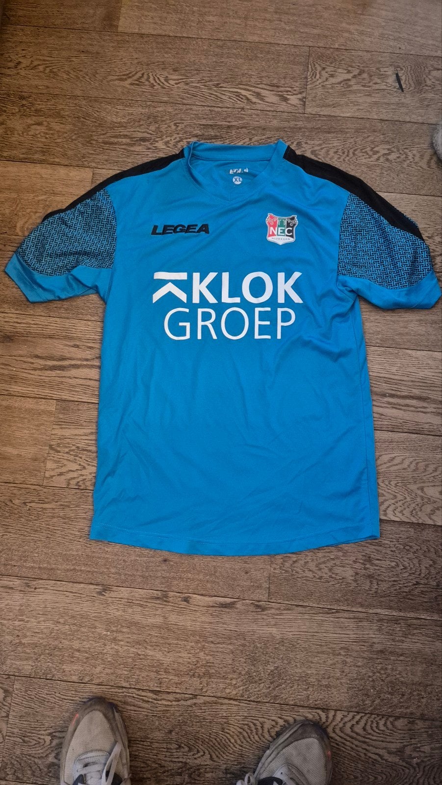 NEC Nijmegen voetbalshirt XL - Zo goed als nieuw, Maat XL, Ophalen of Verzenden, Zo goed als nieuw, Shirt