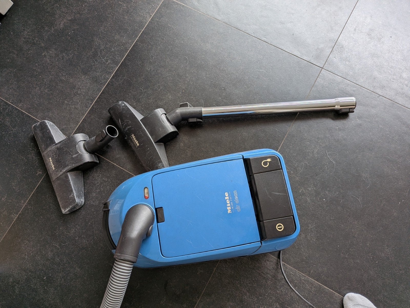 Miele air clean stofzuiger, Witgoed en Apparatuur, Ophalen, Gebruikt, 1200 tot 1600 watt