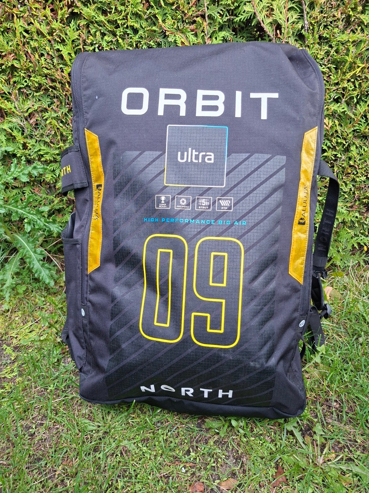 North Orbit Ultra 9m - High Performance Big Air Kite, Watersport en Boten, 9 m², Geen board, Ophalen of Verzenden, Zo goed als nieuw
