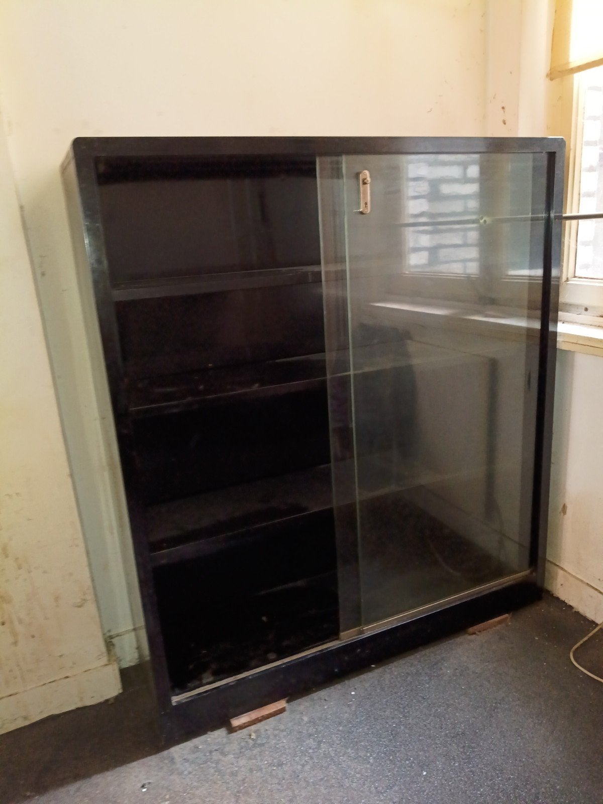 Vintage Van Blerk/Gispen zwartmetalen archiefkast met glazen, Ophalen