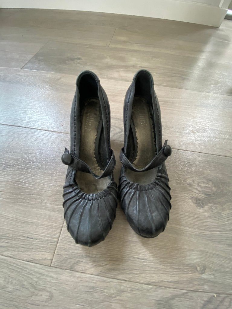 CELLINI leren pumps donkerbruin nette staat maat 38 DZ, Pumps, Bruin, Cellini, Ophalen of Verzenden