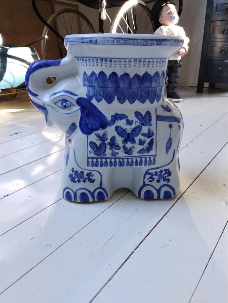 Olifant., Antiek en Kunst, Antiek | Porselein, Ophalen of Verzenden
