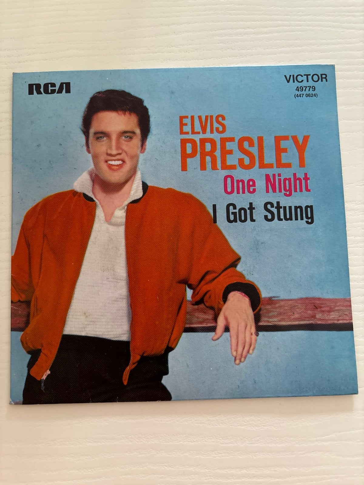 Elvis Presley - One Night / I Got Stung - 45 toeren single, Ophalen of Verzenden, Zo goed als nieuw, Cd of Plaat