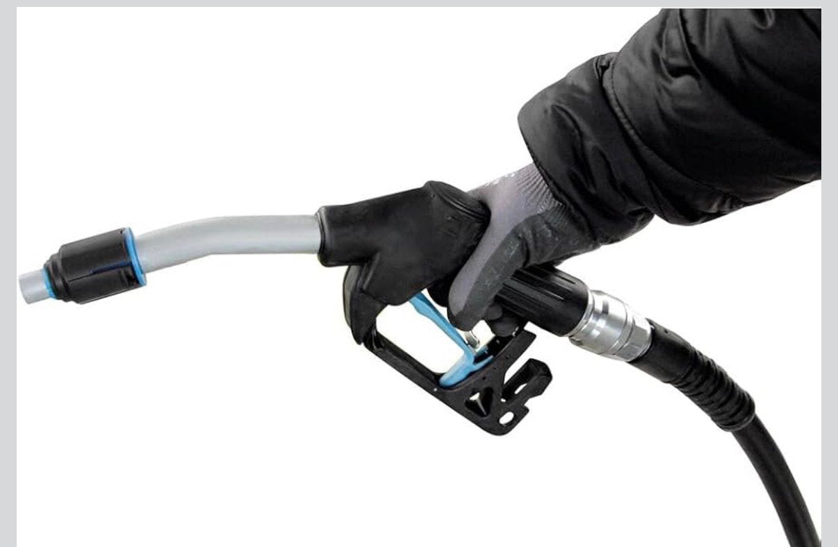 Magnetische AdBlue adapter voor tank/pistool, Ophalen of Verzenden, Nieuw, Universele onderdelen
