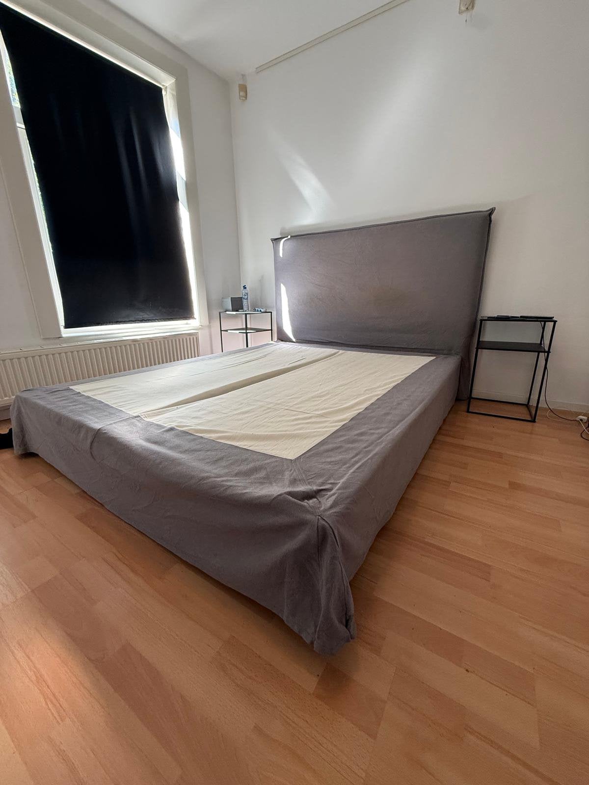 Grijze boxspring - gratis ophalen!, Ophalen, Gebruikt, Tweepersoons, 200 cm