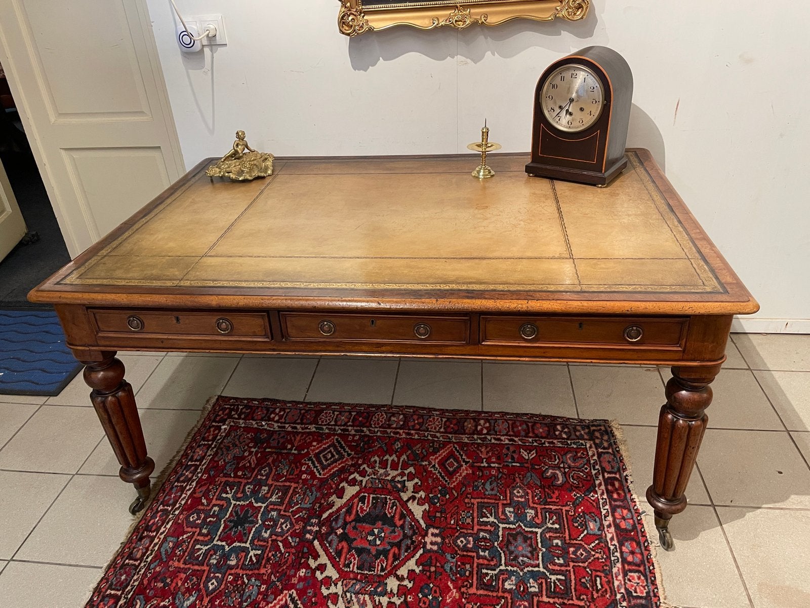 Antieke Engelse bibliotheektafel/bureau met leren inleg, Antiek en Kunst, Ophalen of Verzenden