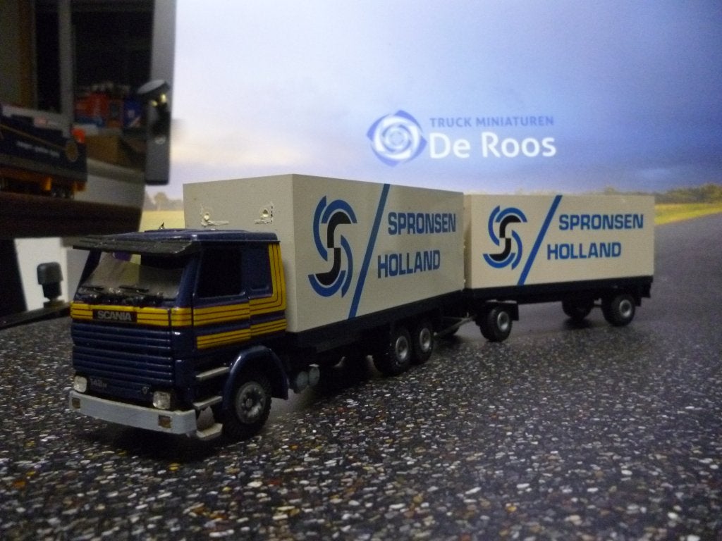 Tekno Scania 142 combi Spronsen, Hobby en Vrije tijd, Modelauto's | 1:50, Ophalen of Verzenden, Zo goed als nieuw, Bus of Vrachtwagen