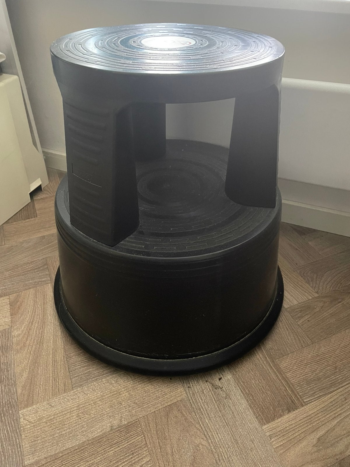 Olifantspoot kruk, Ophalen of Verzenden, Zo goed als nieuw, Rond, Minder dan 55 cm
