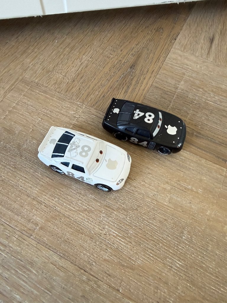 Heel goed 2x zwart wit Disney Pixar Car iCar #84 auto set, Ophalen of Verzenden
