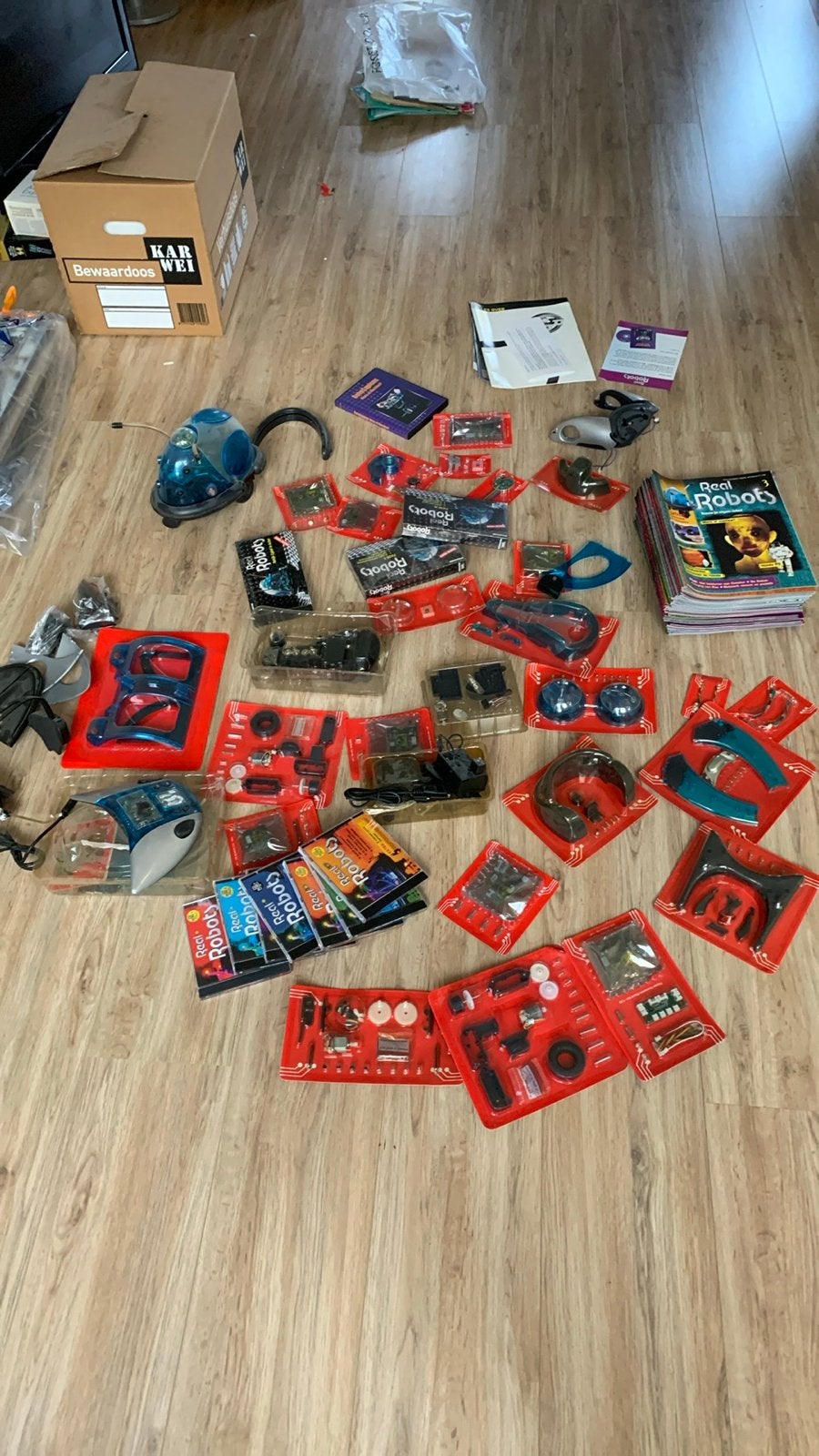 Real Robots Bouwpakket met Tijdschriften en Onderdelen, Kinderen en Baby's, Speelgoed | Educatief en Creatief, Ophalen, Zo goed als nieuw