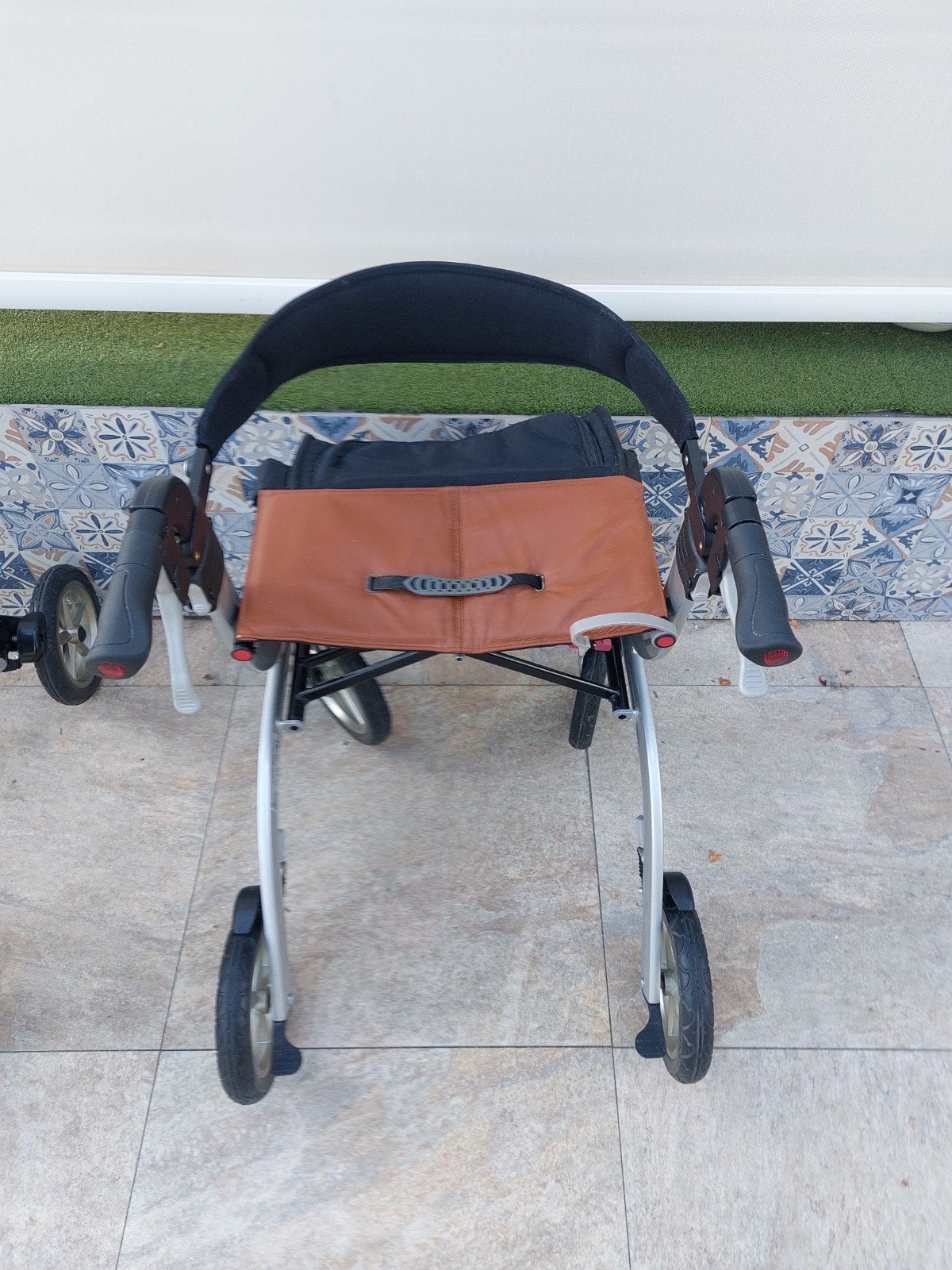 travixx traveller nieuwstaat  lichtgewicht rollator vanaf, Ophalen of Verzenden, Lichtgewicht, Zo goed als nieuw