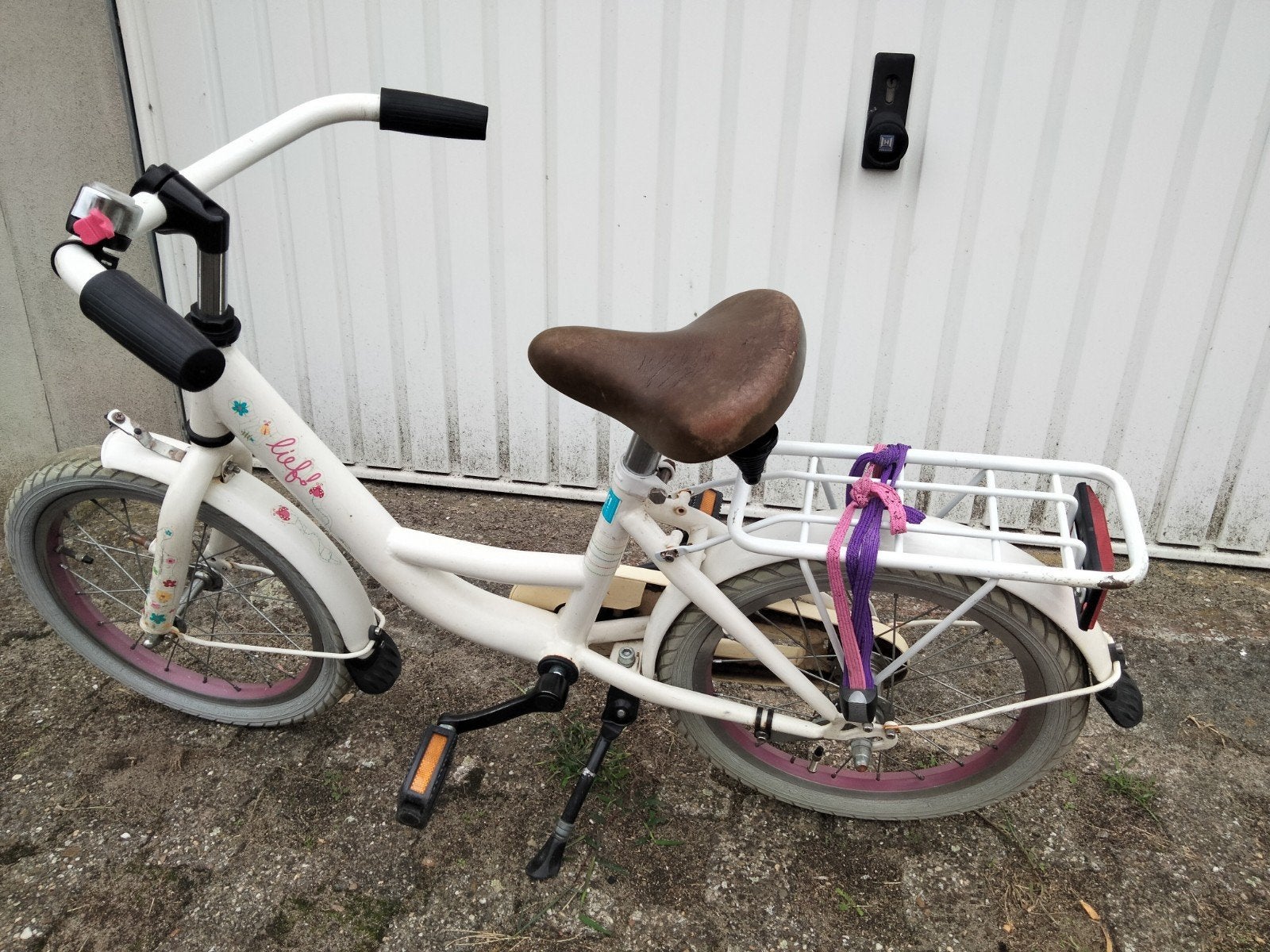 Kinderfiets 16 inch, wit met roze accenten, Ophalen, Velgrem, Lief!, 16 tot 20 inch