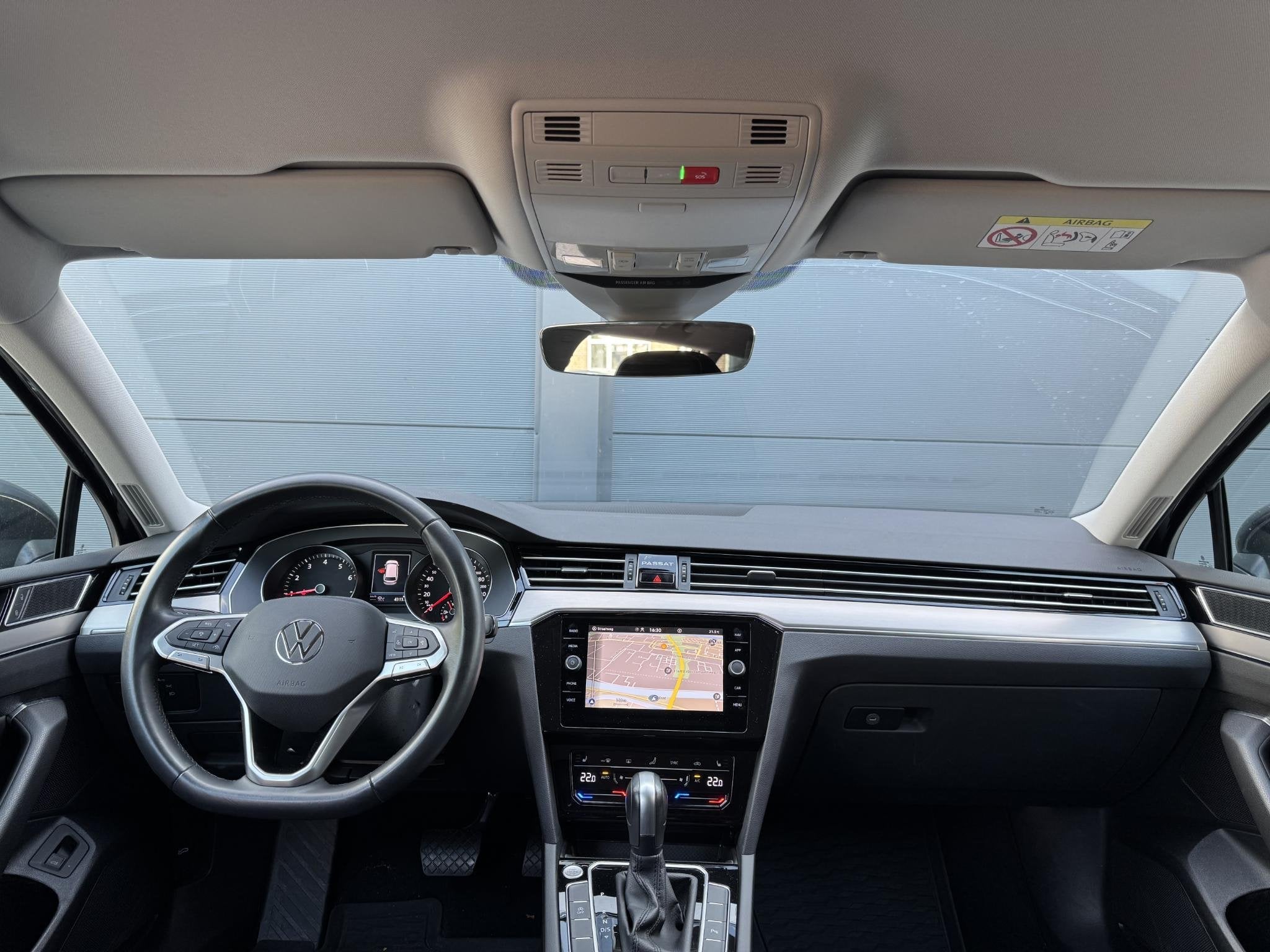 Volkswagen Passat Variant 1.5 TSI R-Line / 100% Onderhoud, Auto's, 4 cilinders, 150 pk, Automatische klimaatregeling, 1600 kg