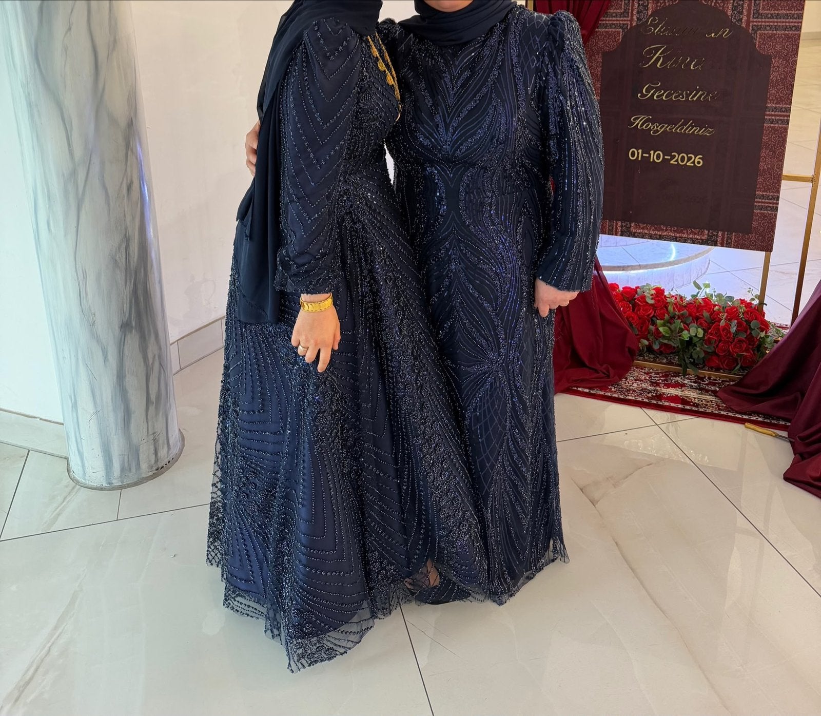Elegante Galajurk met Pailletten - Maat 42/44 (L), Kleding | Dames, Maat 38/40 (M), Galajurk, Blauw, Ophalen of Verzenden