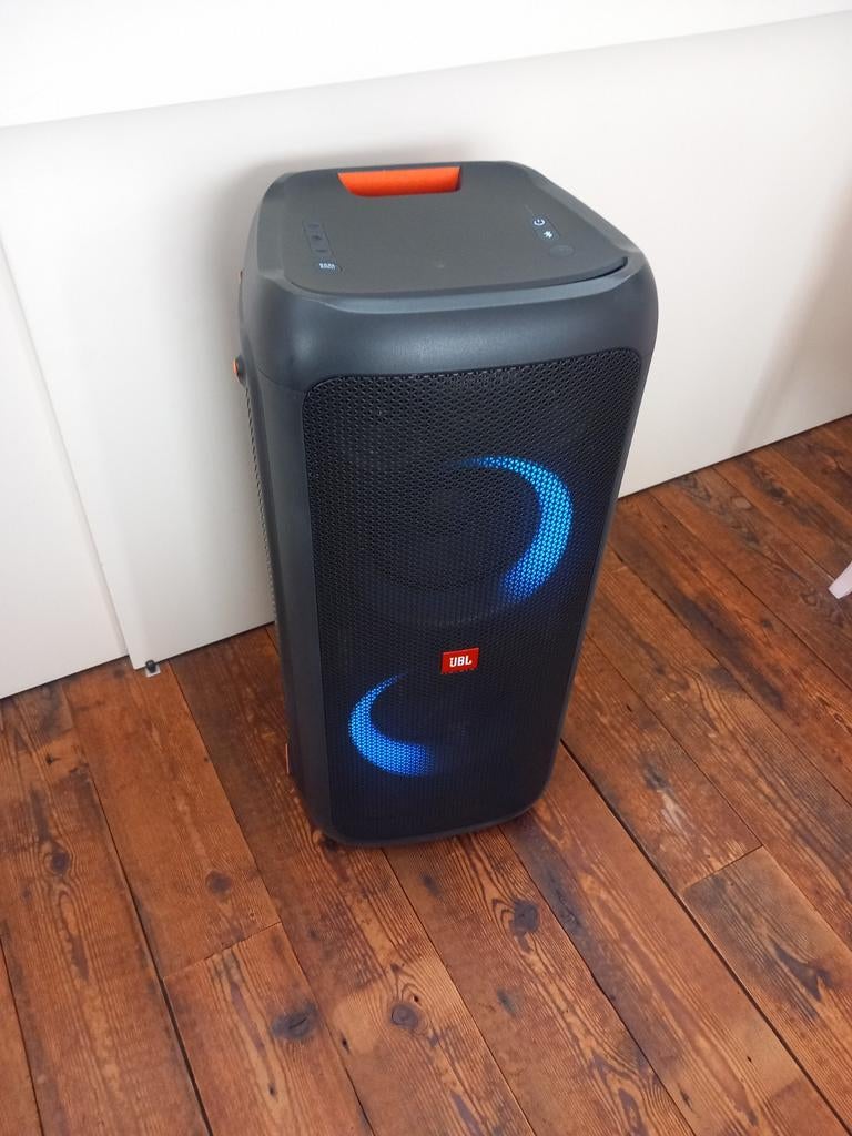 JBL PARTYBOX  300, Audio, Tv en Foto, Luidsprekers, Ophalen, JBL, Zo goed als nieuw, 120 watt of meer
