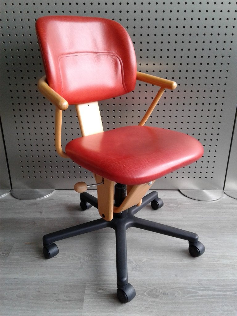1x Moizi 18 (Rood Leder), Heel Mooi!, https://www.moizi.de/en/, Moizi, Ophalen of Verzenden, Zo goed als nieuw