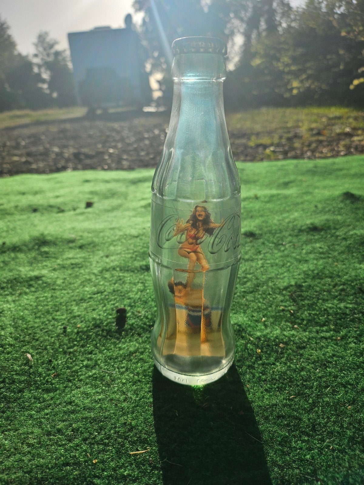 Vintage Coca-Cola flesje met pin-up afbeelding, Ophalen of Verzenden, Gebruikt