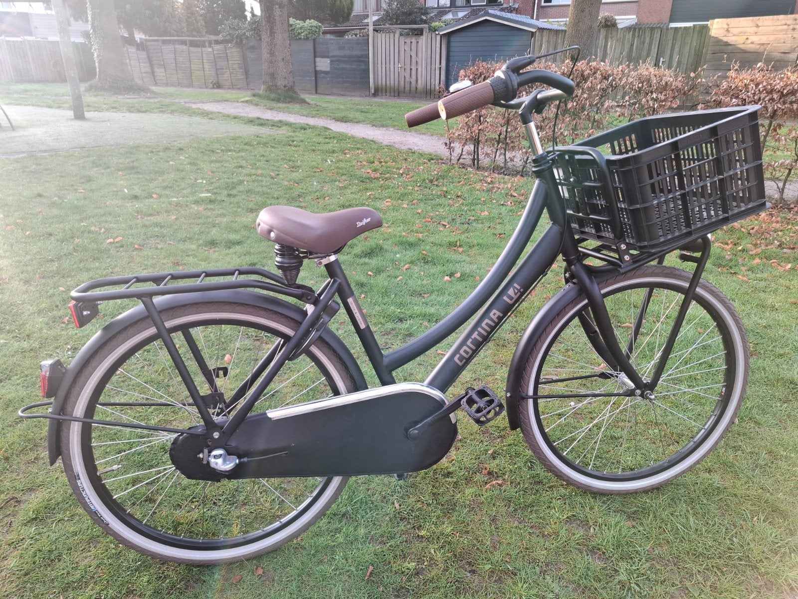 Zwarte cortina U4 meisjesfiets 26INCH 3 versnellingen, Fietsen en Brommers, Terugtraprem, Cortina U4 transportfiets, Versnellingen