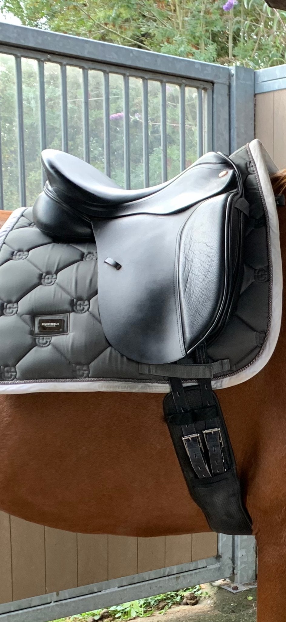 Kent and Masters 17” inch, Dieren en Toebehoren, Paarden en Pony's | Zadels, Dressuur, Overige merken, M (17 inch), Ophalen of Verzenden