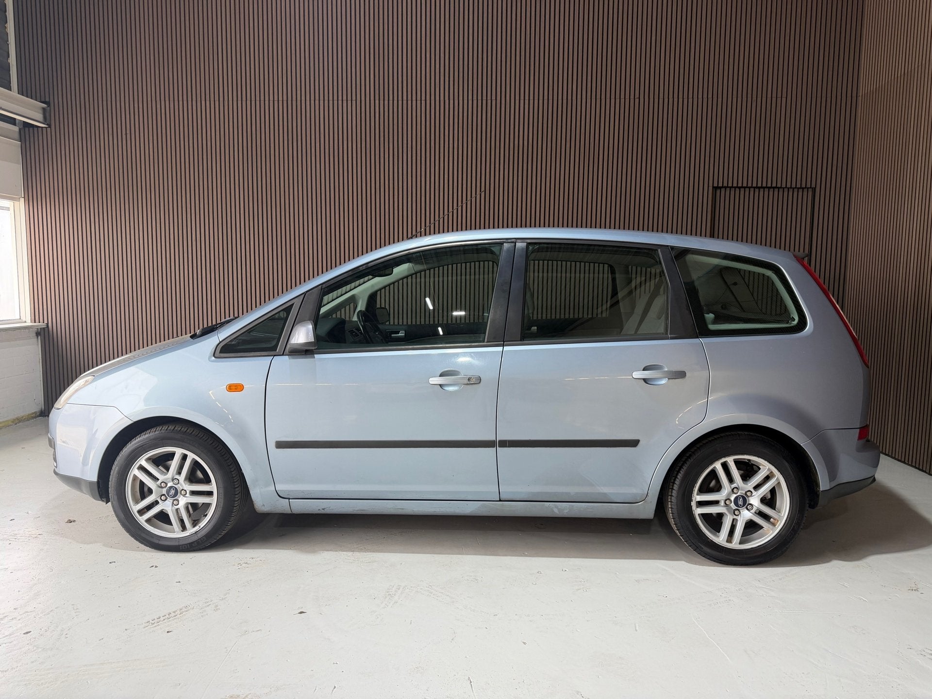 Ford Focus C-Max 1.8-16V First Edition, Voorwielaandrijving, 1287 kg, 4 cilinders, Blauw