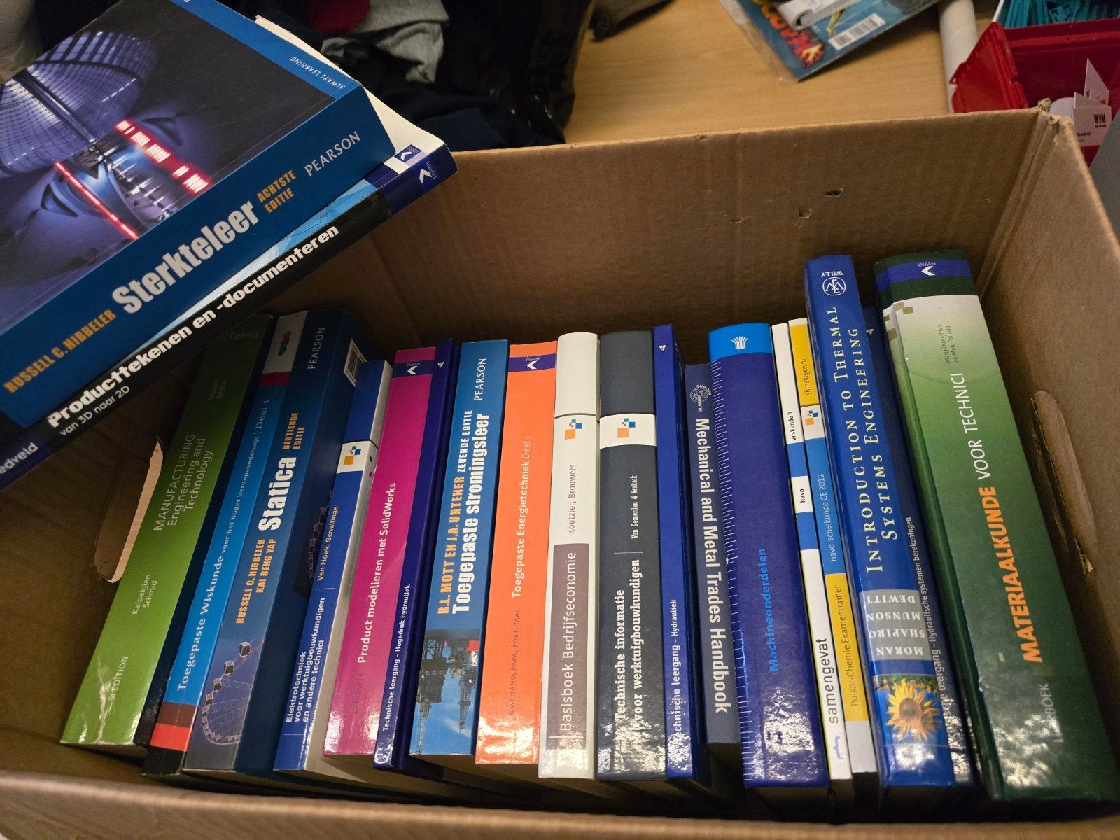 Boeken werktuigbouwbunde HBO, Ophalen, Zo goed als nieuw, School, Studie en Wetenschap