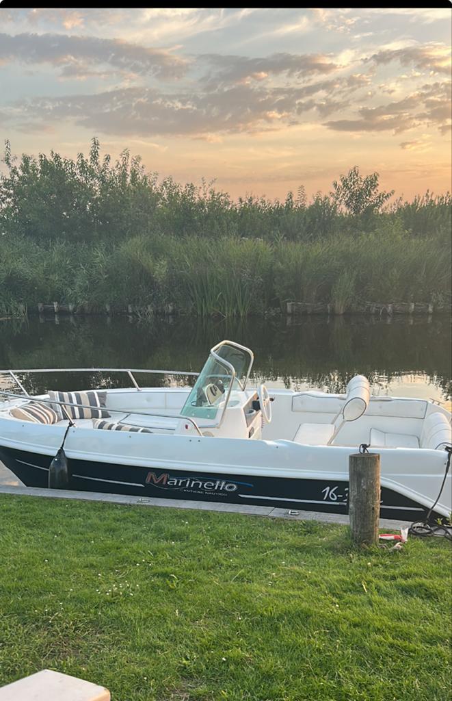 Marinello console boot met Suzuki 60 pk en geremde trailer, Watersport en Boten, Ophalen, Overige merken, Gebruikt, Viertaktmotor