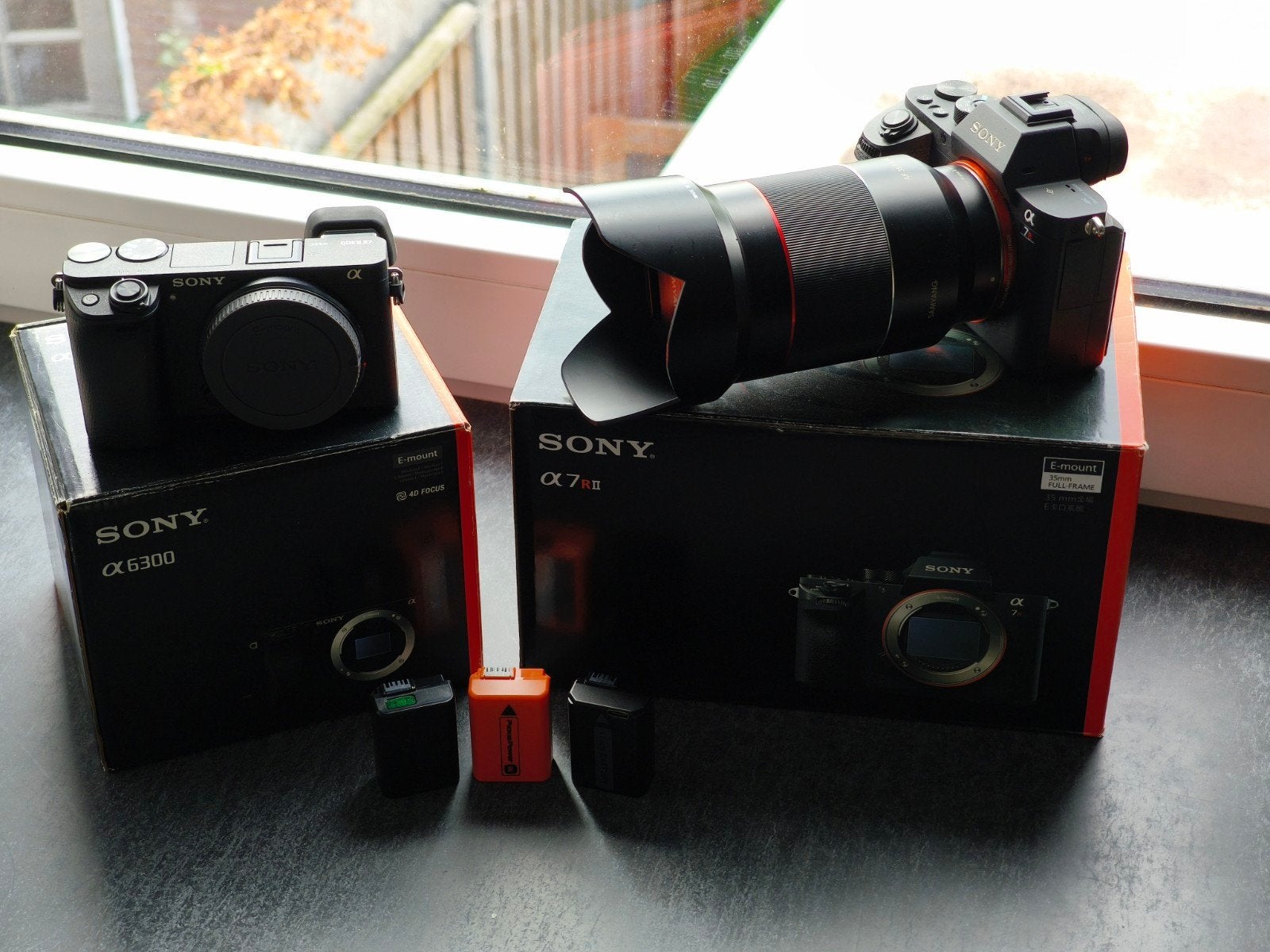 Sony A7RII & Sony A6300 & Samyang 35mm 1.4, Ophalen of Verzenden, Zo goed als nieuw, Sony
