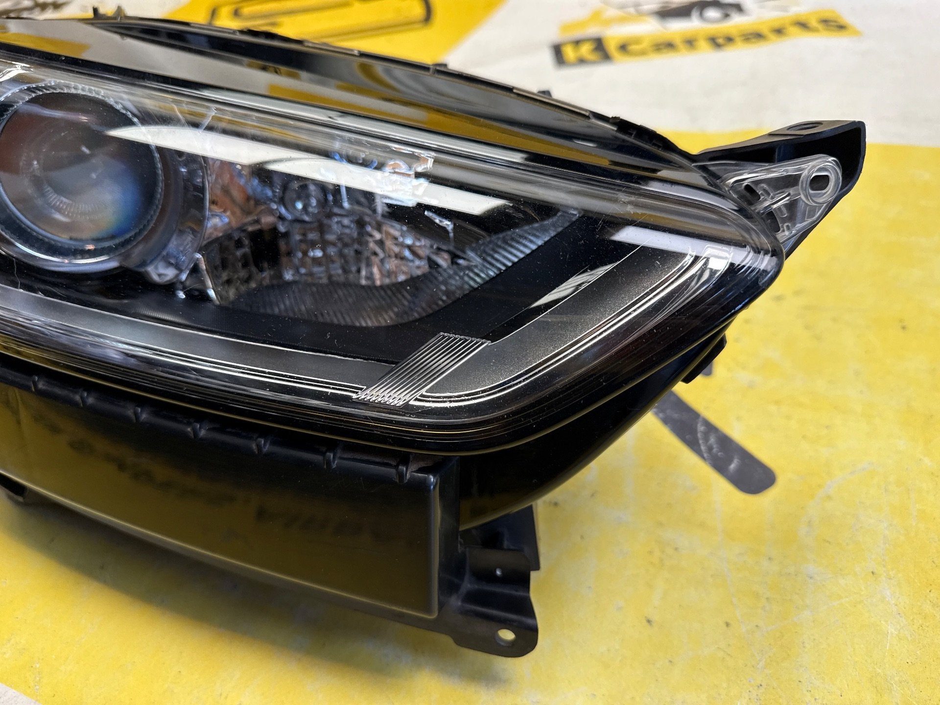 Ford Mondeo MK V Koplamp Rechts ES7313W029GD, Gebruikt, Info@ford.com, Ophalen of Verzenden, Ford