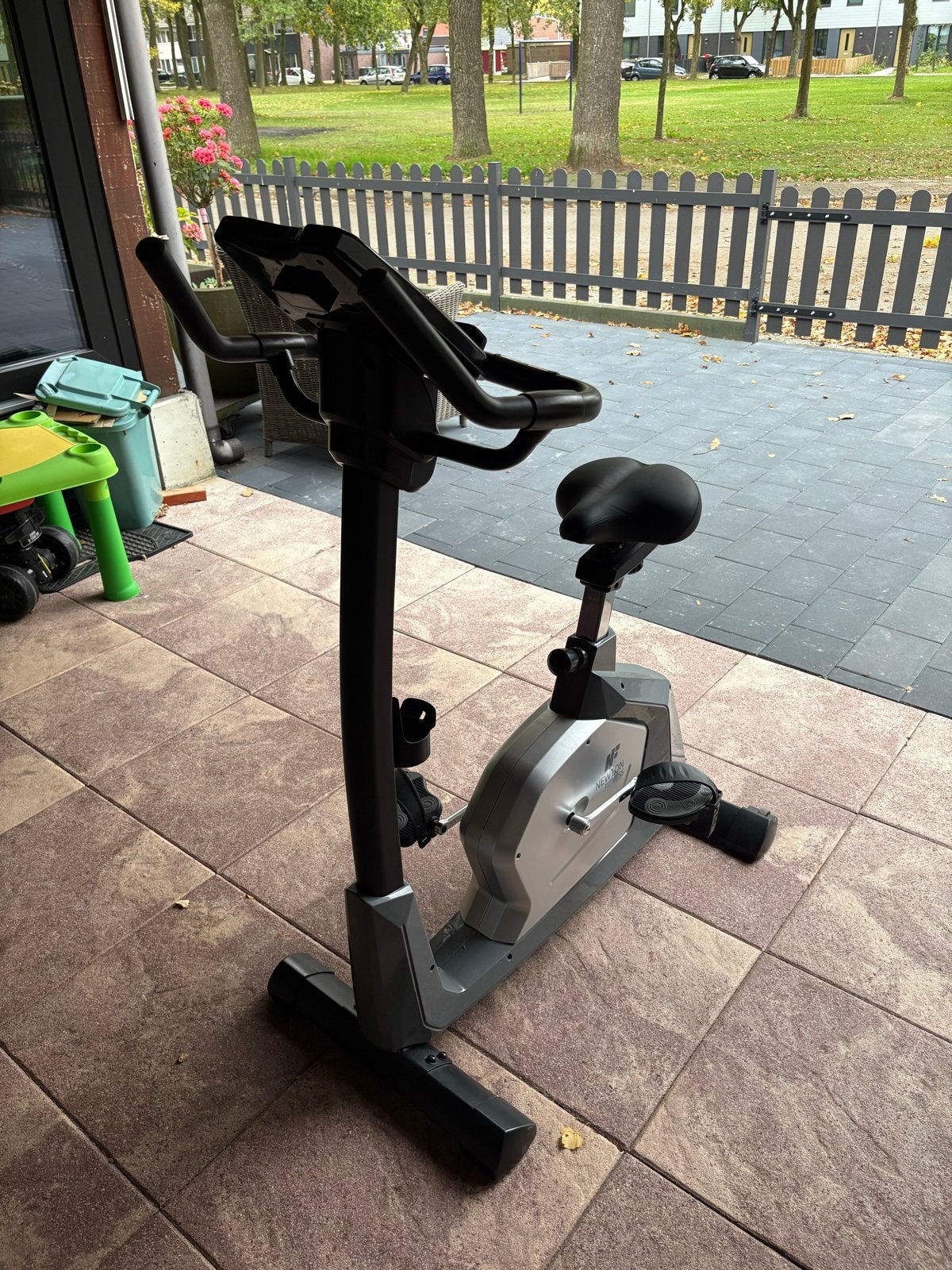 Hometrainer 2023 - Zo goed als nieuw, Ophalen, Zo goed als nieuw, Benen, Hometrainer