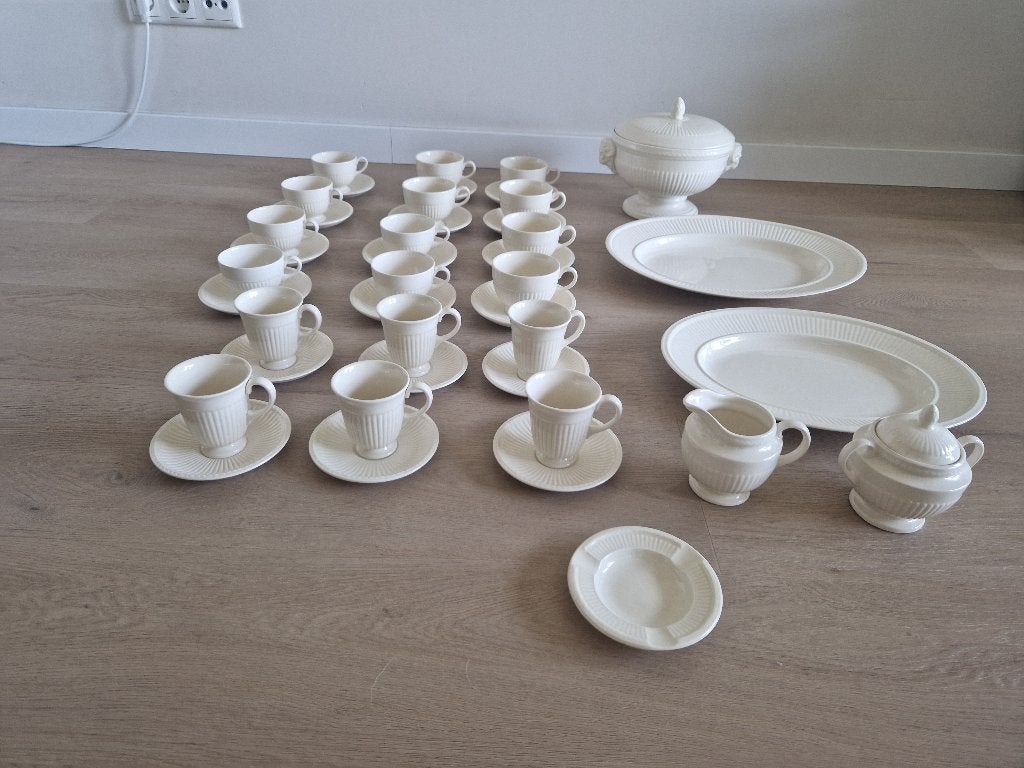 Wedgwood EDME Complete collectie, Ophalen, Nieuw, Overige stijlen, Compleet servies