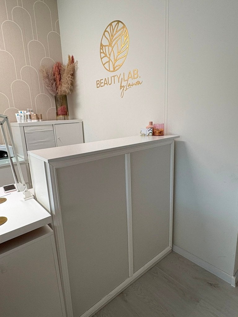 Complete schoonheidssalon over te nemen — Eindhoven, Ophalen