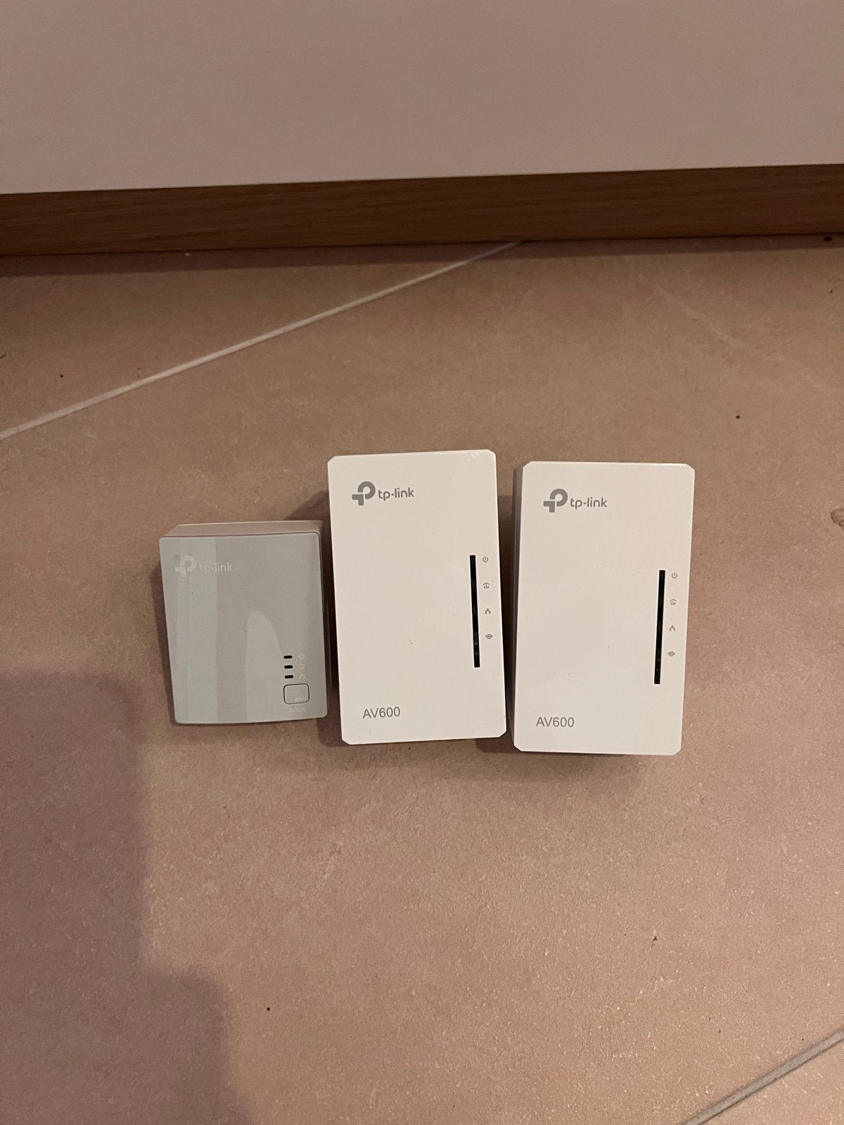 Nieuwstaat TP-Link AV600 Powerline Adapters, Computers en Software, Powerlines, Zo goed als nieuw, Ophalen of Verzenden