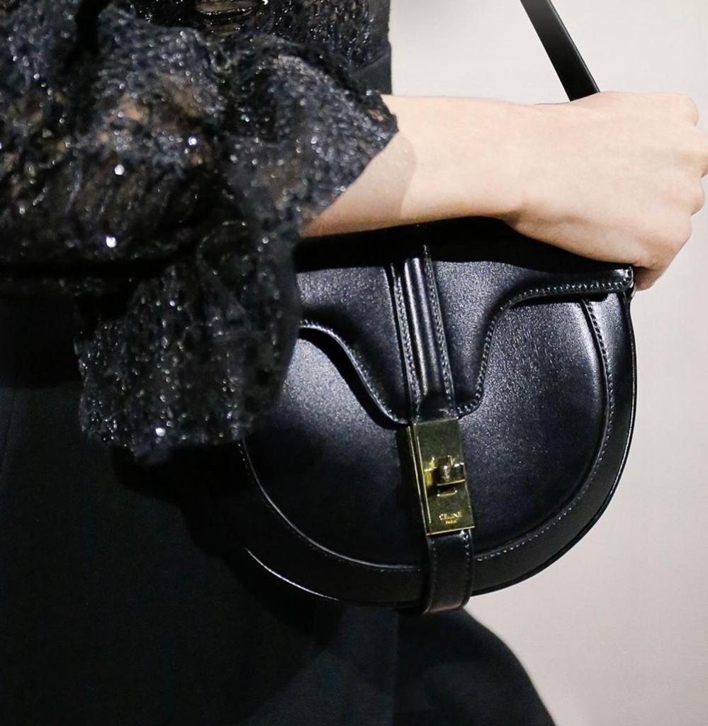 Céline Besace 16 Zwart Crossbody Schoudertas, Ophalen of Verzenden, Nieuw, Zwart, Schoudertasje