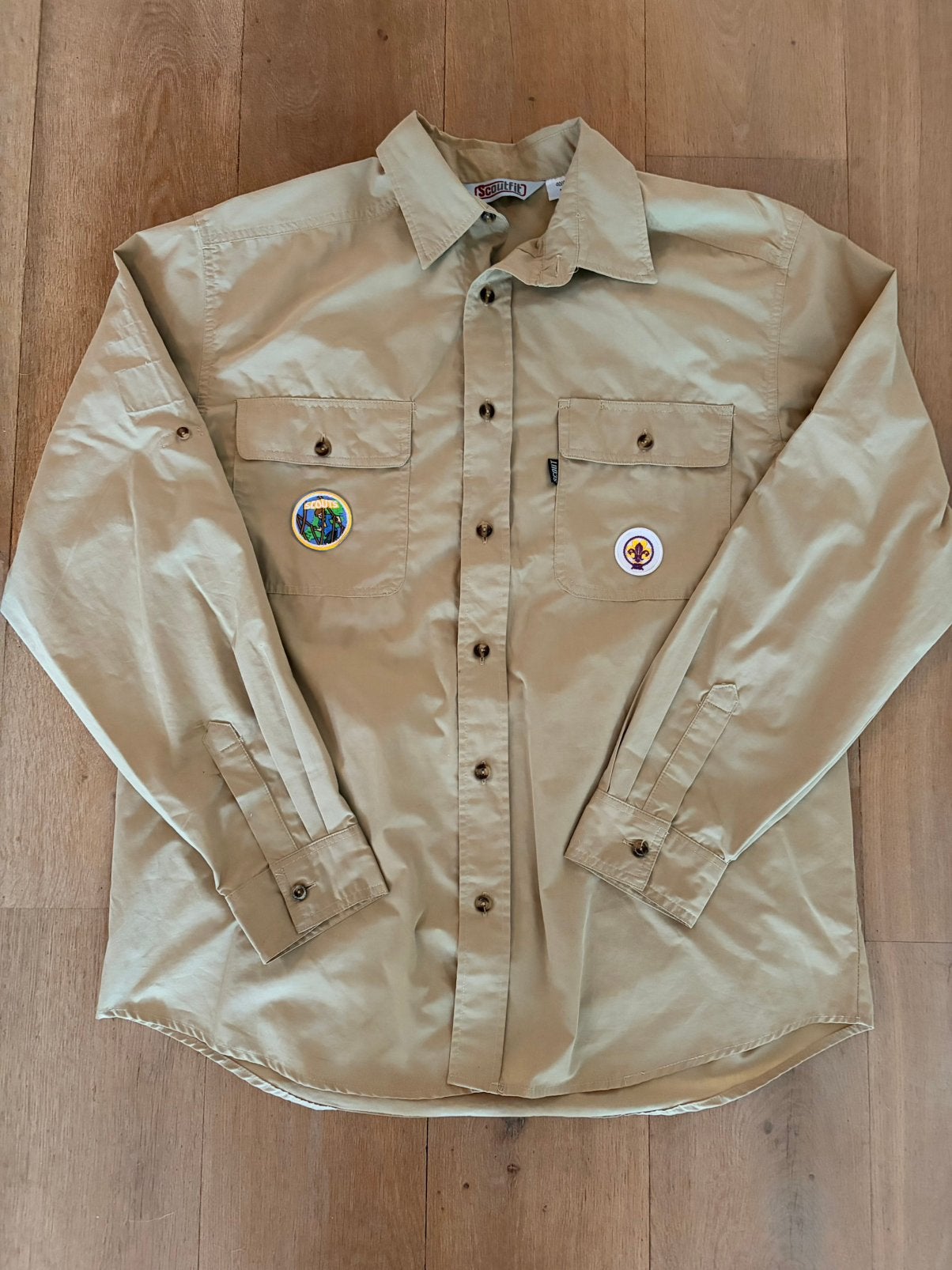 Scoutfit Scouting blouse beige maat Large ZGAN!!!, Verzamelen, Scouting, Ophalen of Verzenden, Zo goed als nieuw, Kleding