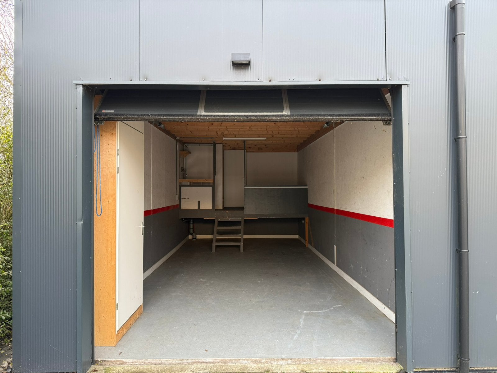 Garagebox 35m2 - Anna Paulowna