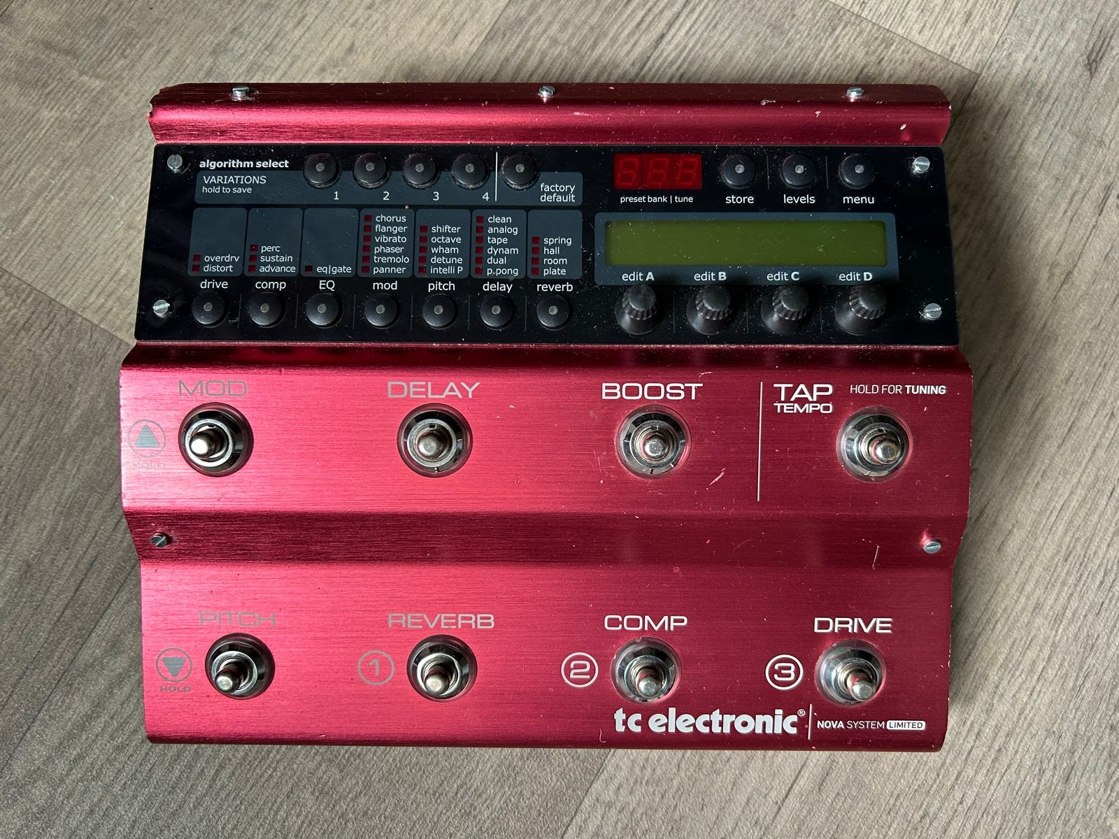 TC Electronic Nova System - Multi-effect Gitaarpedaal, Muziek en Instrumenten, Effecten, Gebruikt, Chorus, Delay of Echo, Distortion, Overdrive of Fuzz