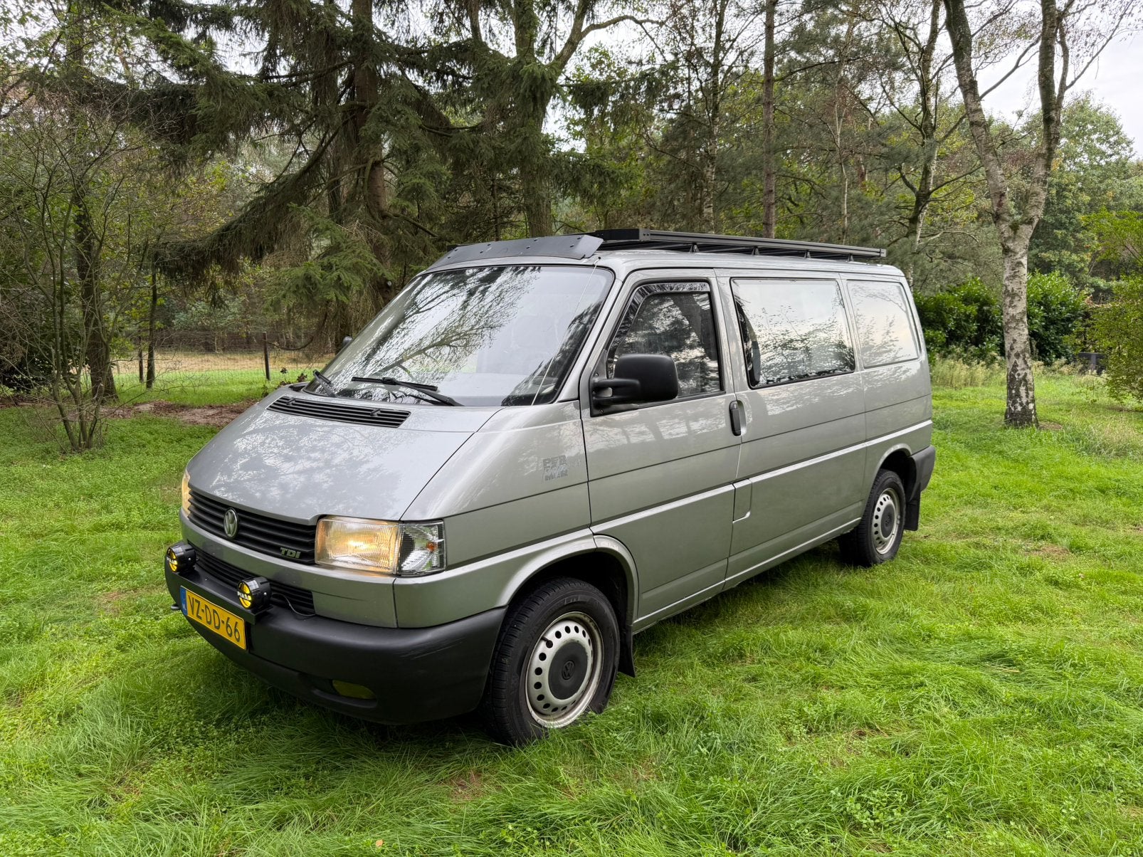 Volkswagen Transporter 102pk 5 cilinder 136dkm unieke staat!, Auto's, Stof, 1700 kg, Volkswagen, 2500 kg