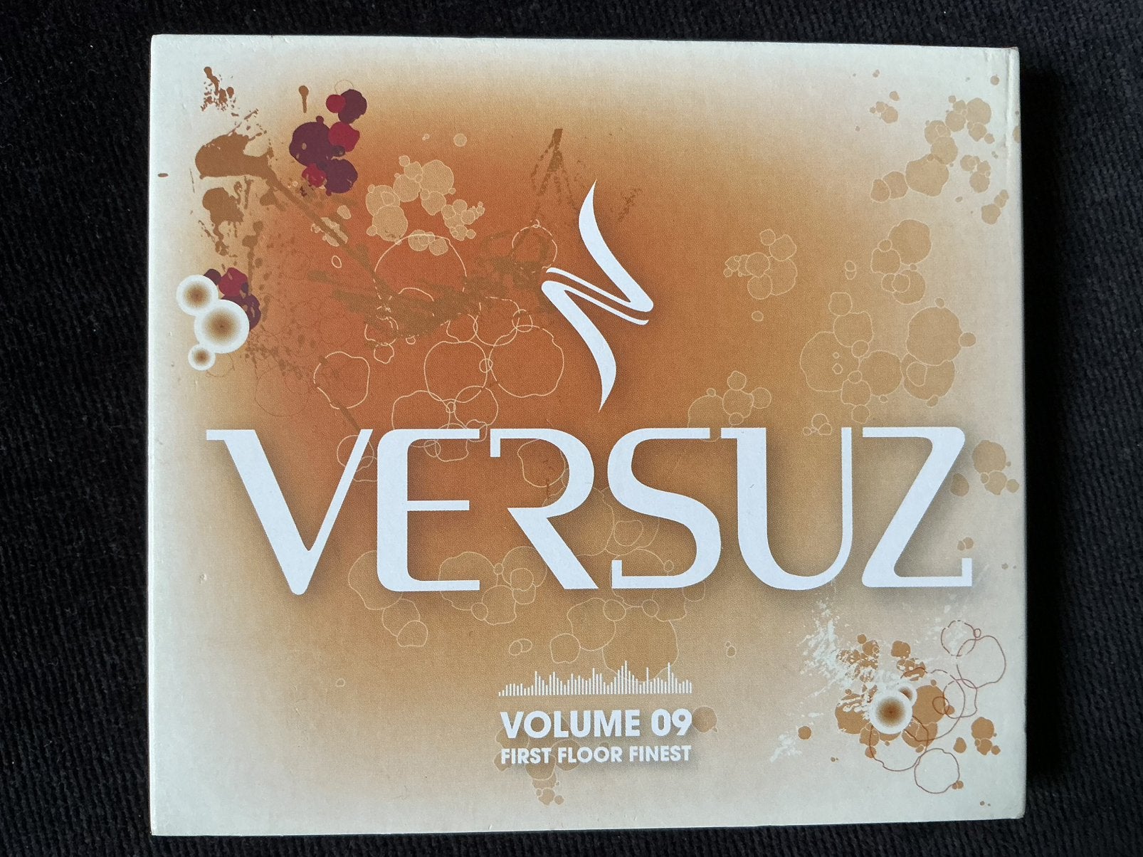 Versuz vol.09 First Floor Finest dubbel-cd digi, Ophalen of Verzenden, Zo goed als nieuw