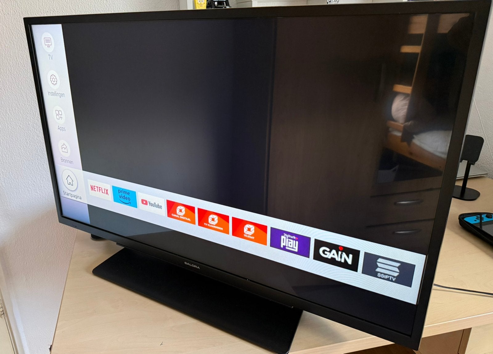 Salora Smart-TV 39inch, Audio, Tv en Foto, Ophalen of Verzenden, Zo goed als nieuw, 50 Hz, Overige merken